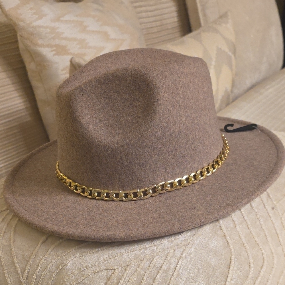 Altar'd State Wool and Polyester Tan Fedora with Gold Chain Accent NWOT
